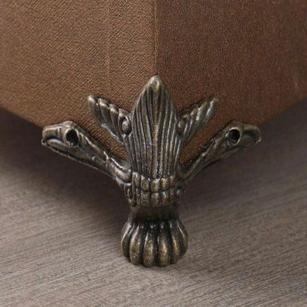 Picioare decorative premium din bronz, perfecte pentru noptiere și mobilier vintage