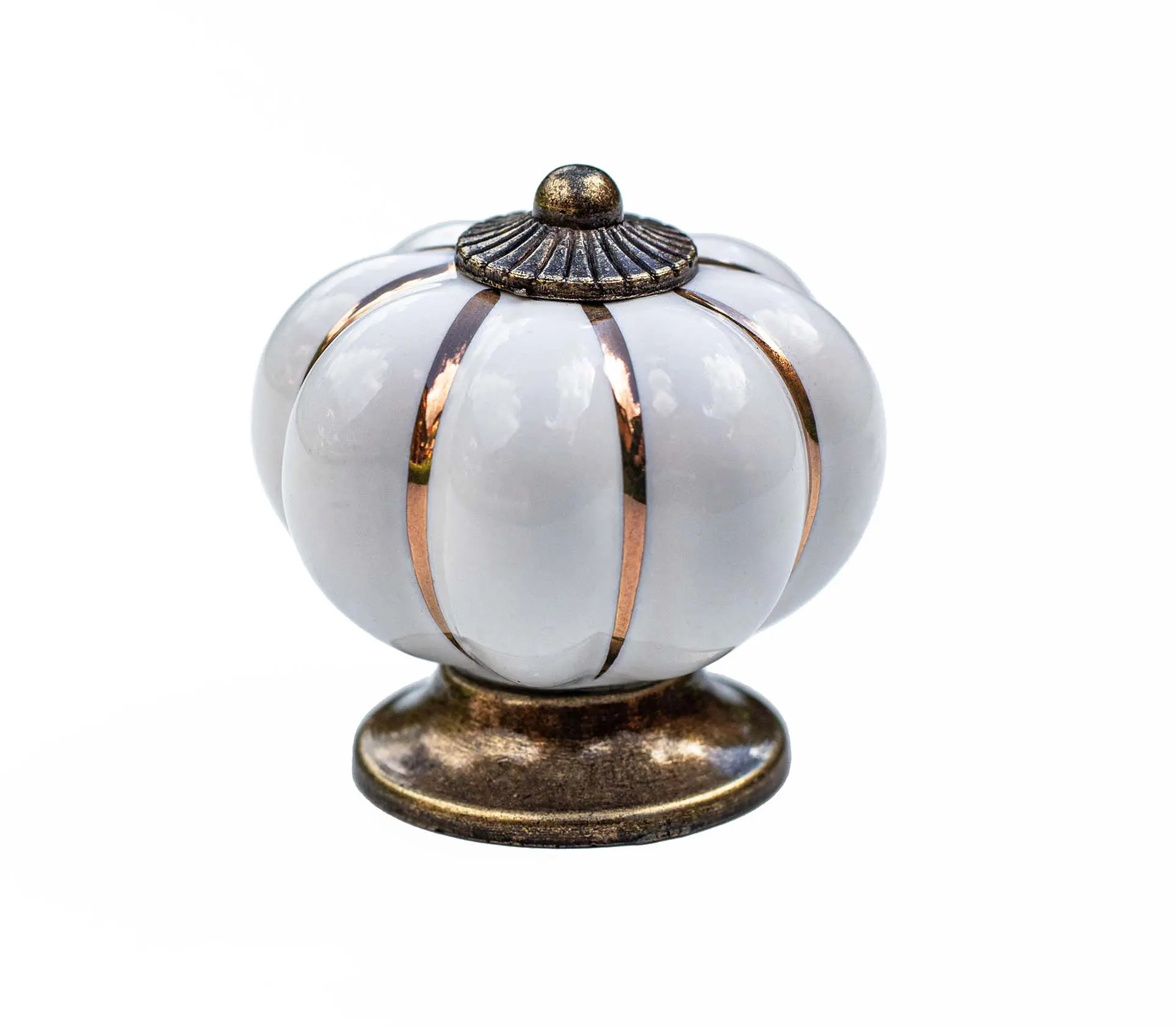 Buton ceramic Pumpkin alb fildes cu dungi aurii, vedere detaliata