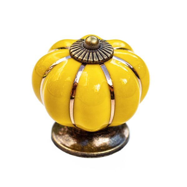 Buton ceramic premium în formă de dovleac galben, cu bază metalică vintage