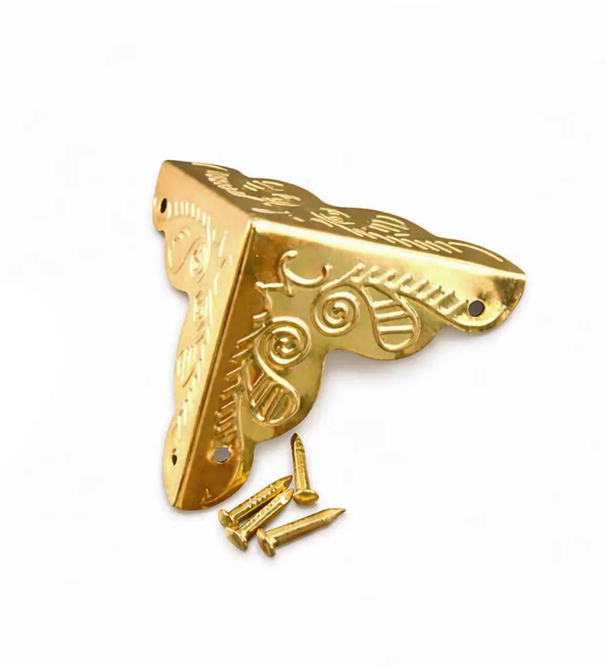 Set 4 bucati coltare metalice auriu cu trei fețe - imagine 3