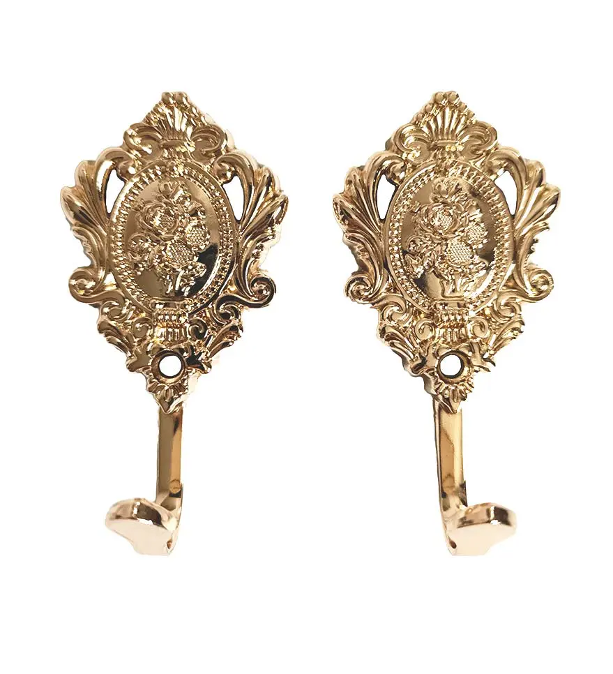 Set carlige metalice cuier antichizate aurii